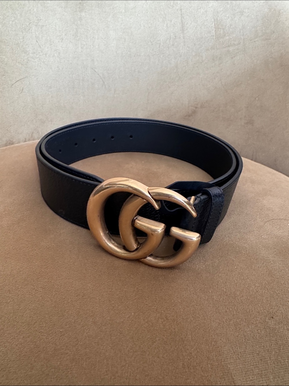 Gucci Black Leather Belt with Gold Double G Buckle